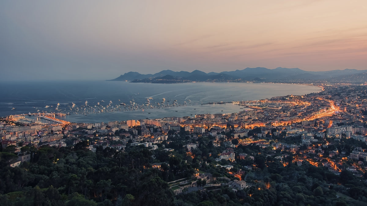 The Bay of Cannes Wall Mural in your room — zoomed