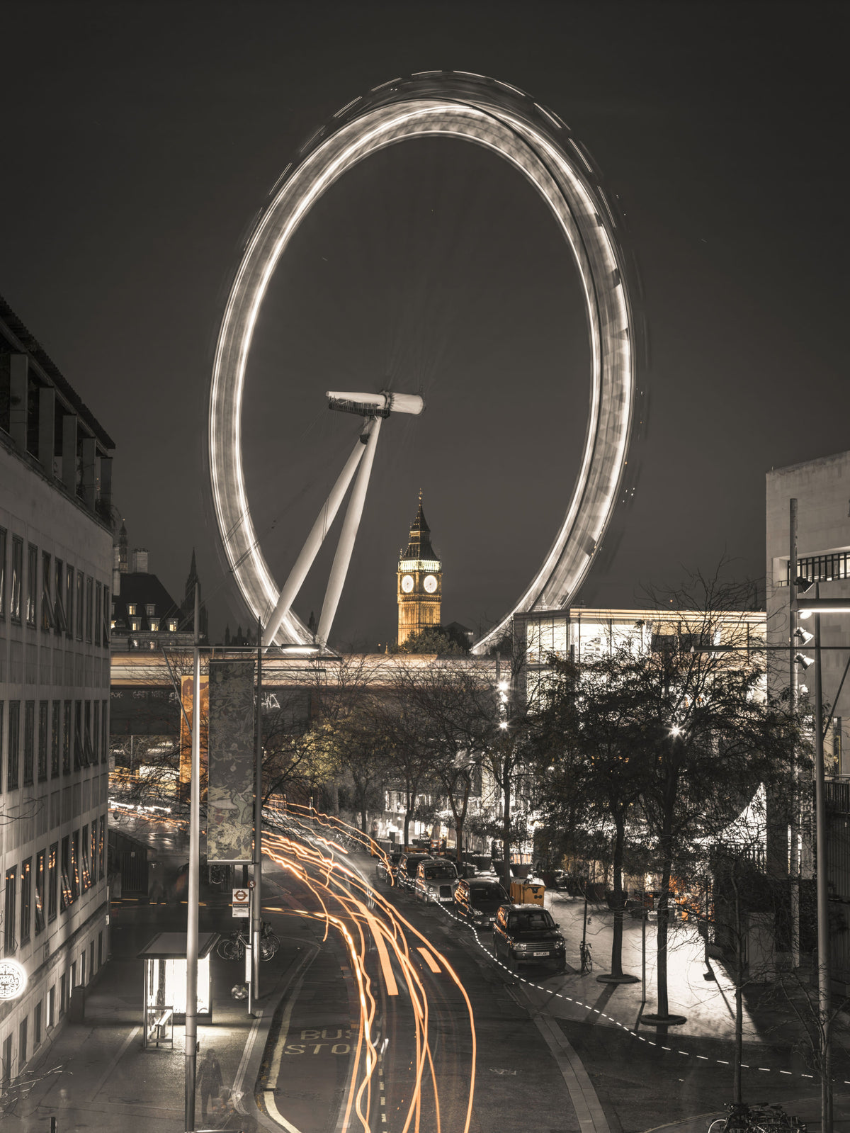 Big Ben & The Thames Wheel Wall Mural in your room