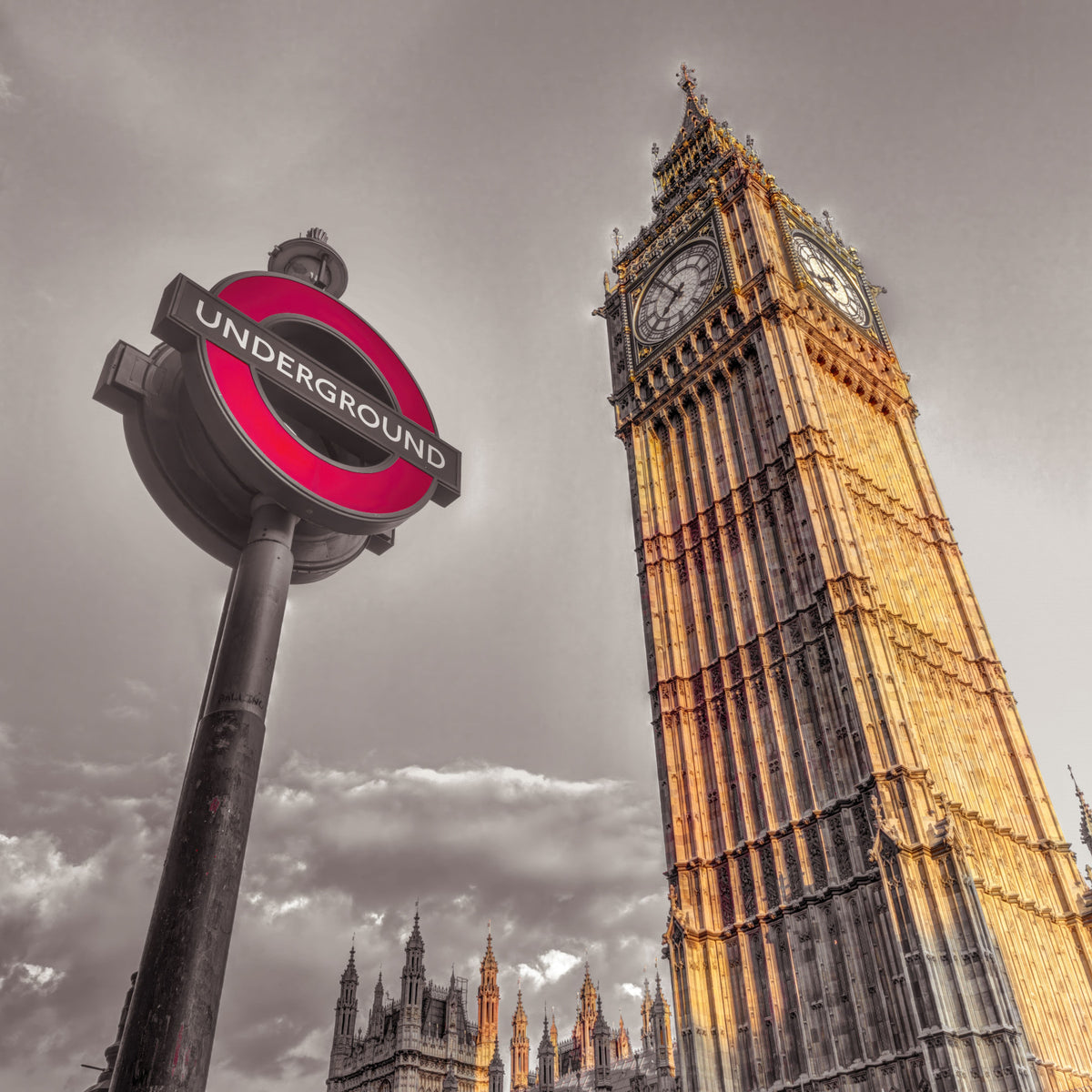 London Icons: Golden Hour Contrast Wall Mural in your room