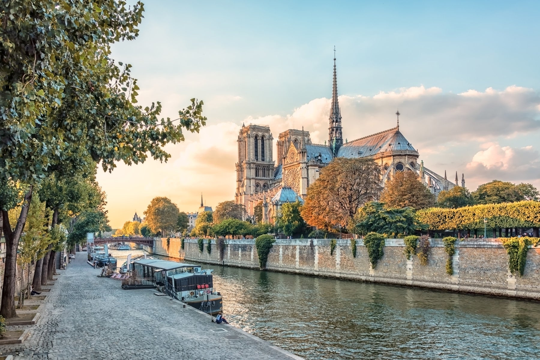 Office room Sunset Wall Mural with Paris skyline mood and Seine detail