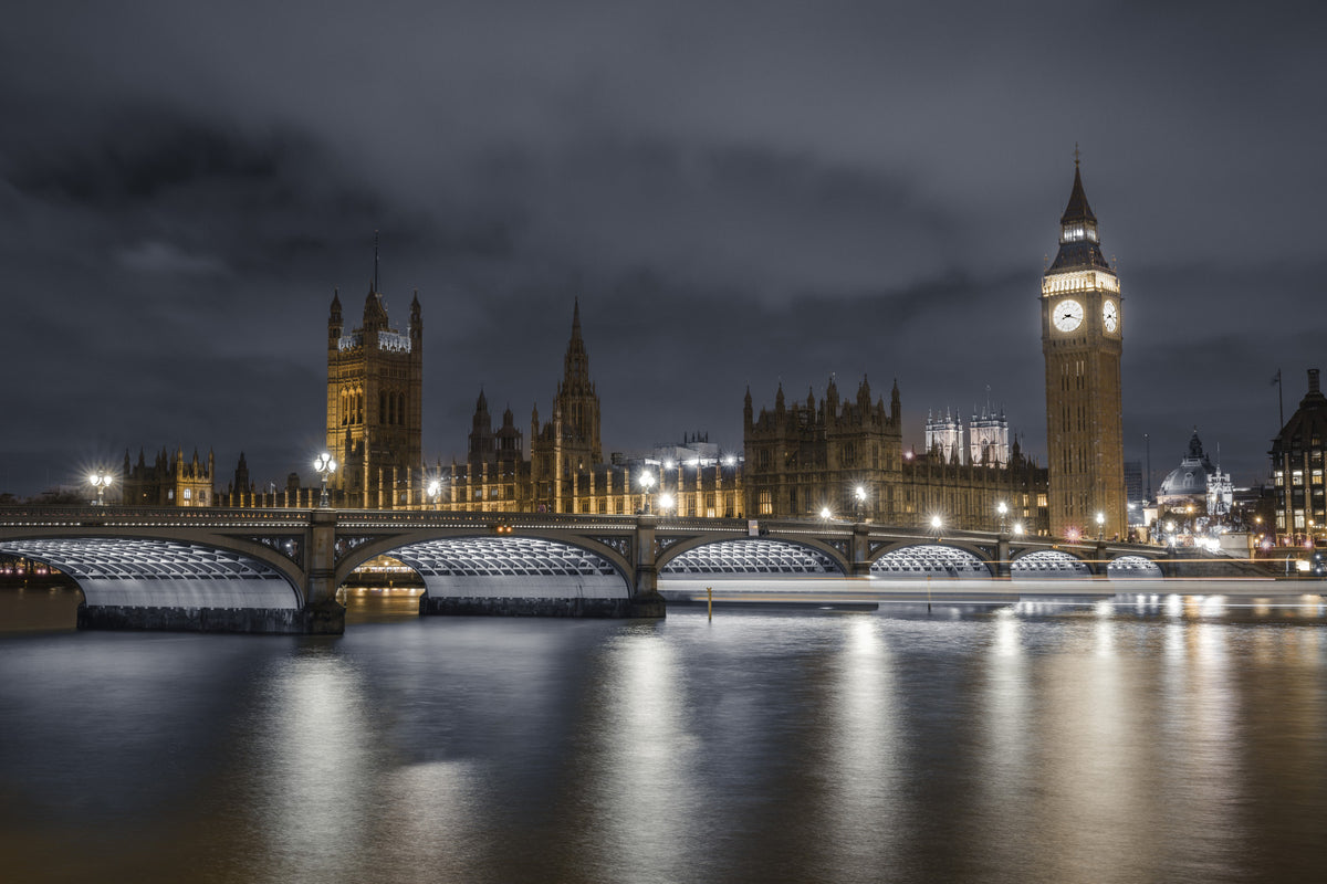 London's Illuminated Majesty Wall Mural in your room — zoomed