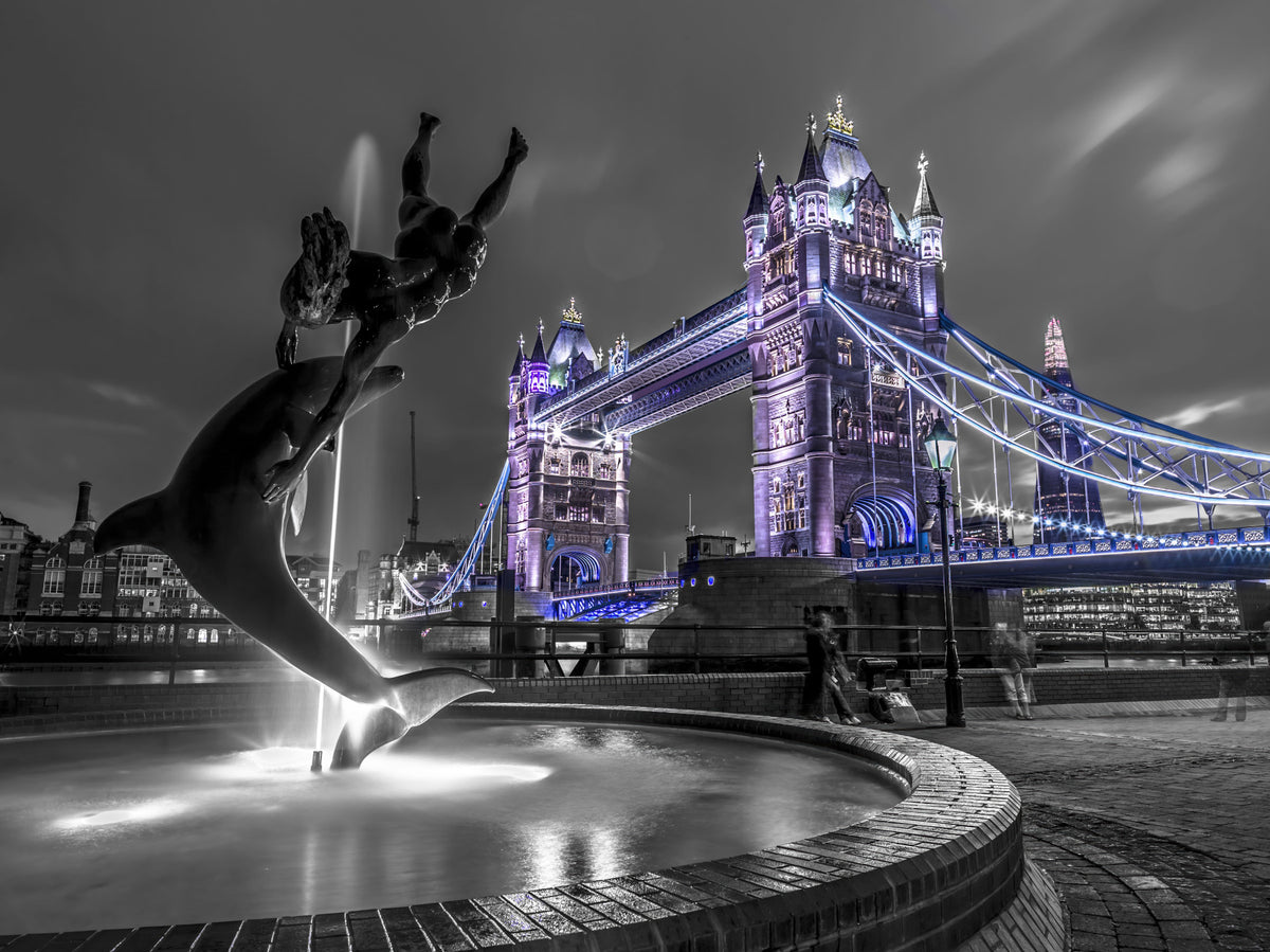 London Bridge Night Fountain View Wall Mural in your room — zoomed