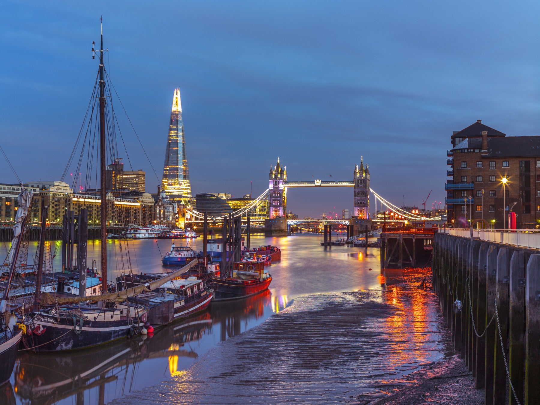 Thames Reflection Architecture Wall Mural
