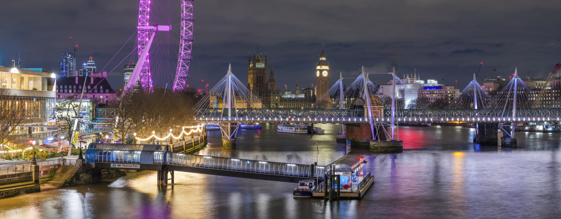 Hungerford Bridge Twilight Vista Wall Mural
