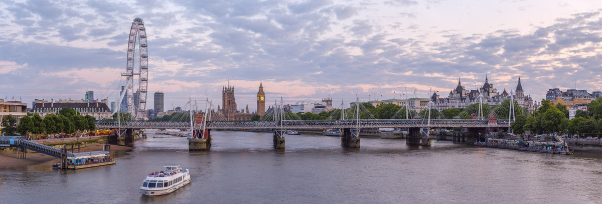 Thames Twilight Architectural Horizon Wall Mural in your room — zoomed