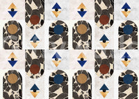 Eye-catching feature wall using vintage wallpaper style

