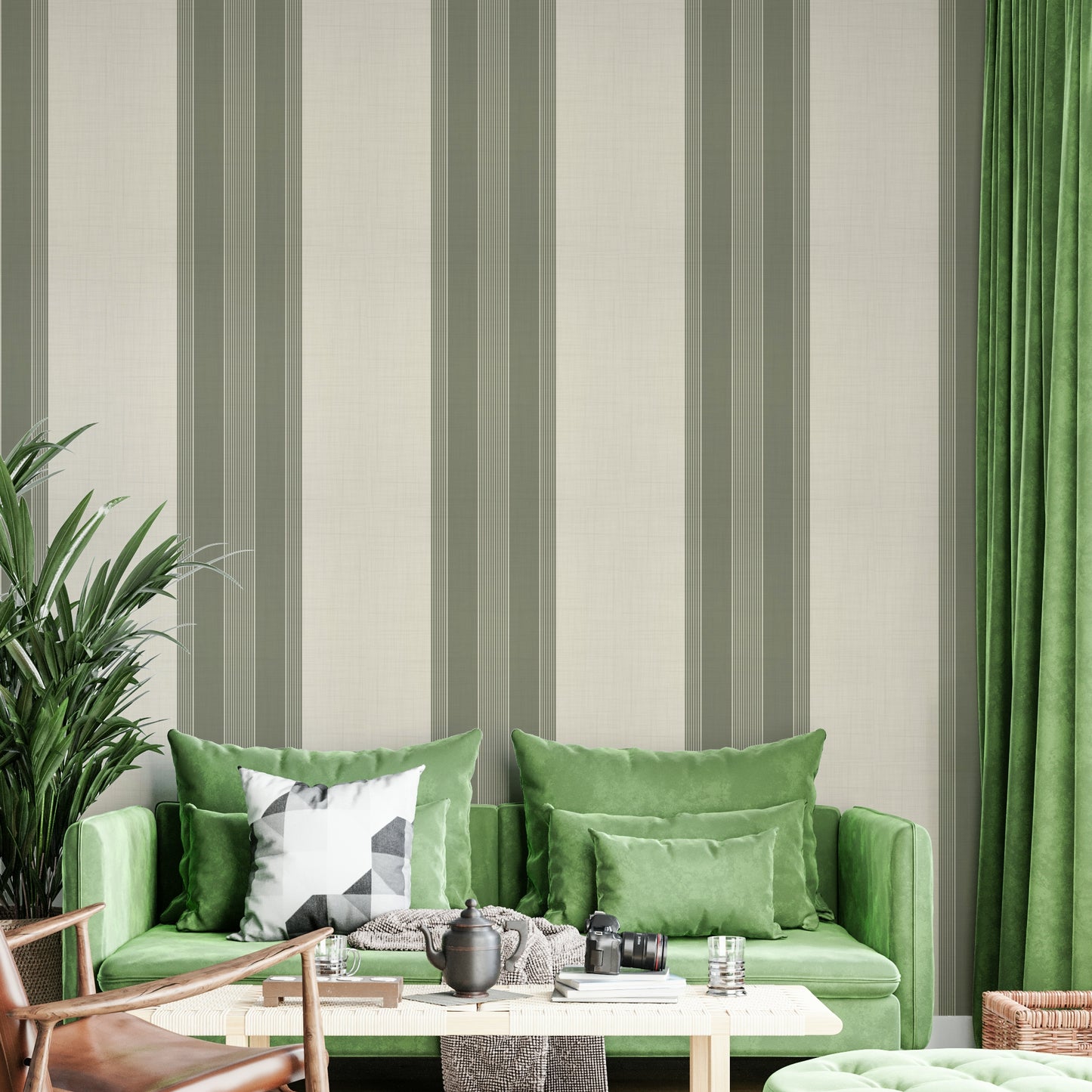 Classic multiline stripe pattern in olive

