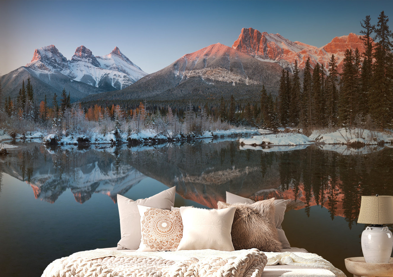 Stunning natural snow peak mountain wallpaper