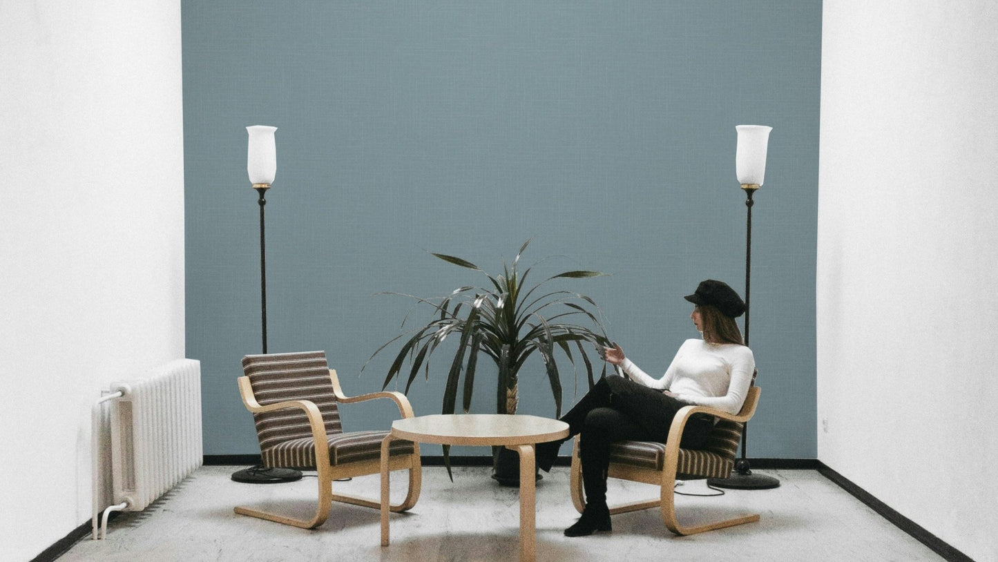 The colors are a soft, uniform warm Arona.

