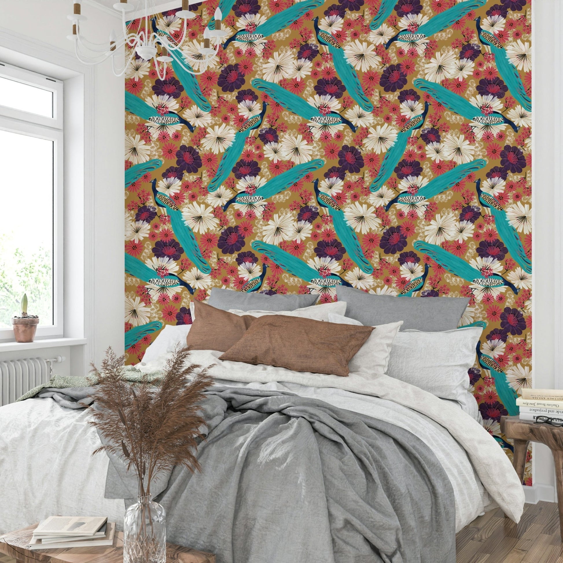 Nature-inspired gold wall design

