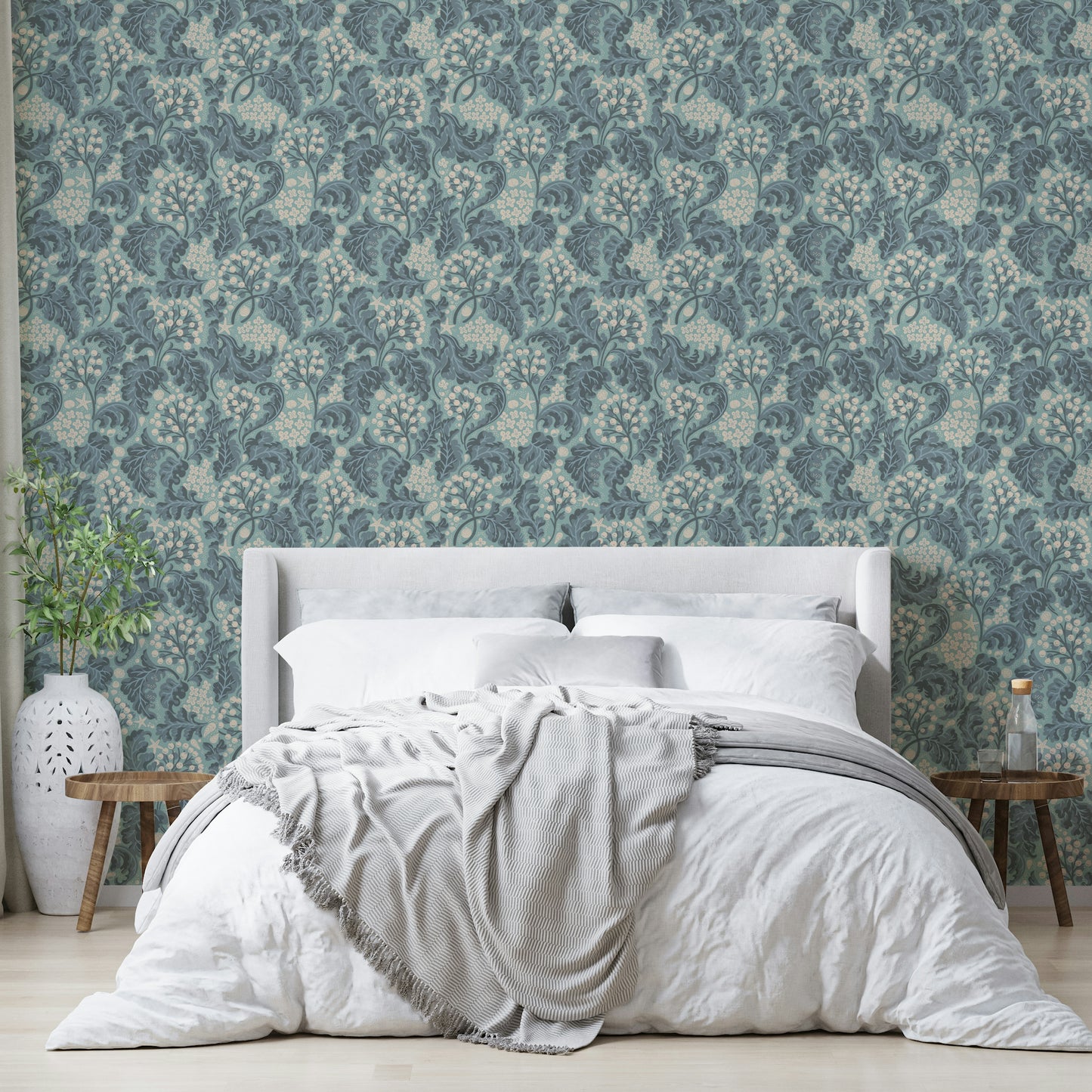 Botanical wallpaper in ocean-inspired turquoise

