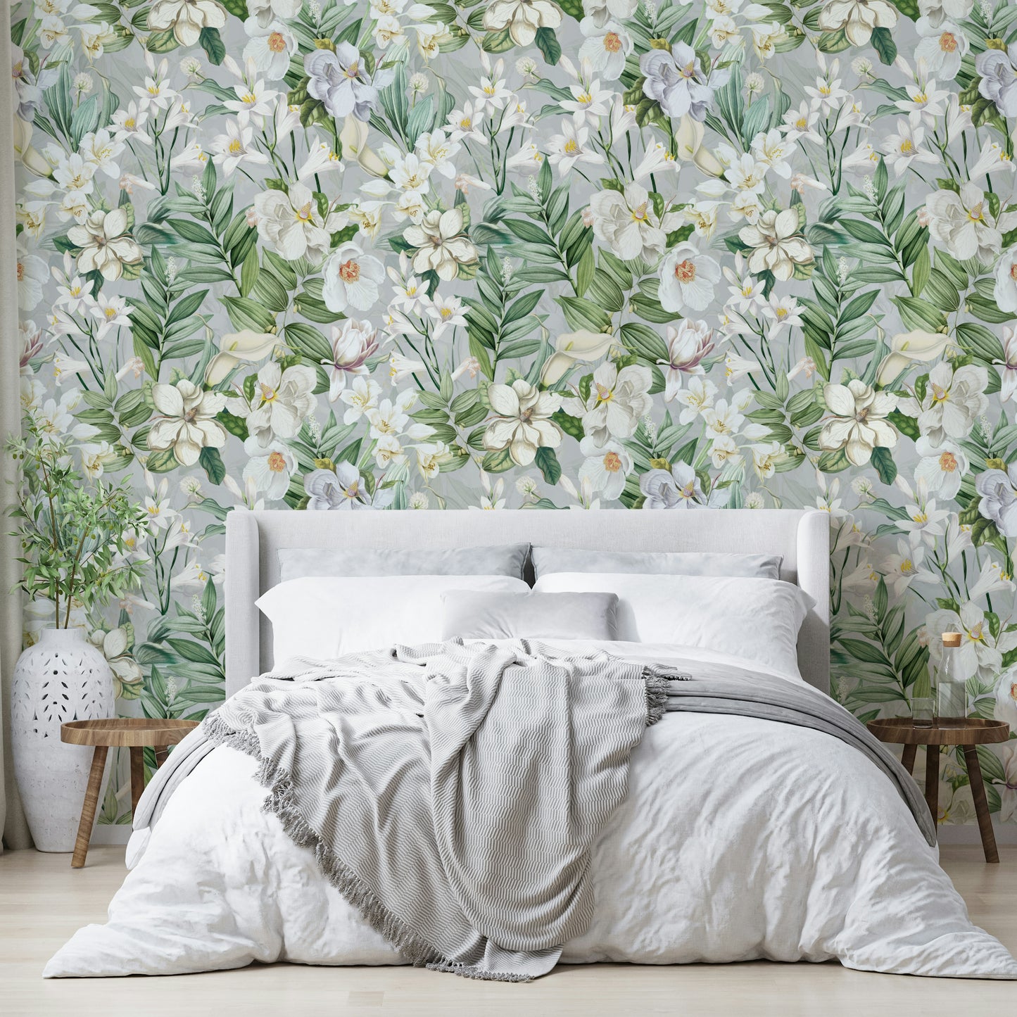 Nature-inspired floral wallpaper with soft hues and lush greenery.

