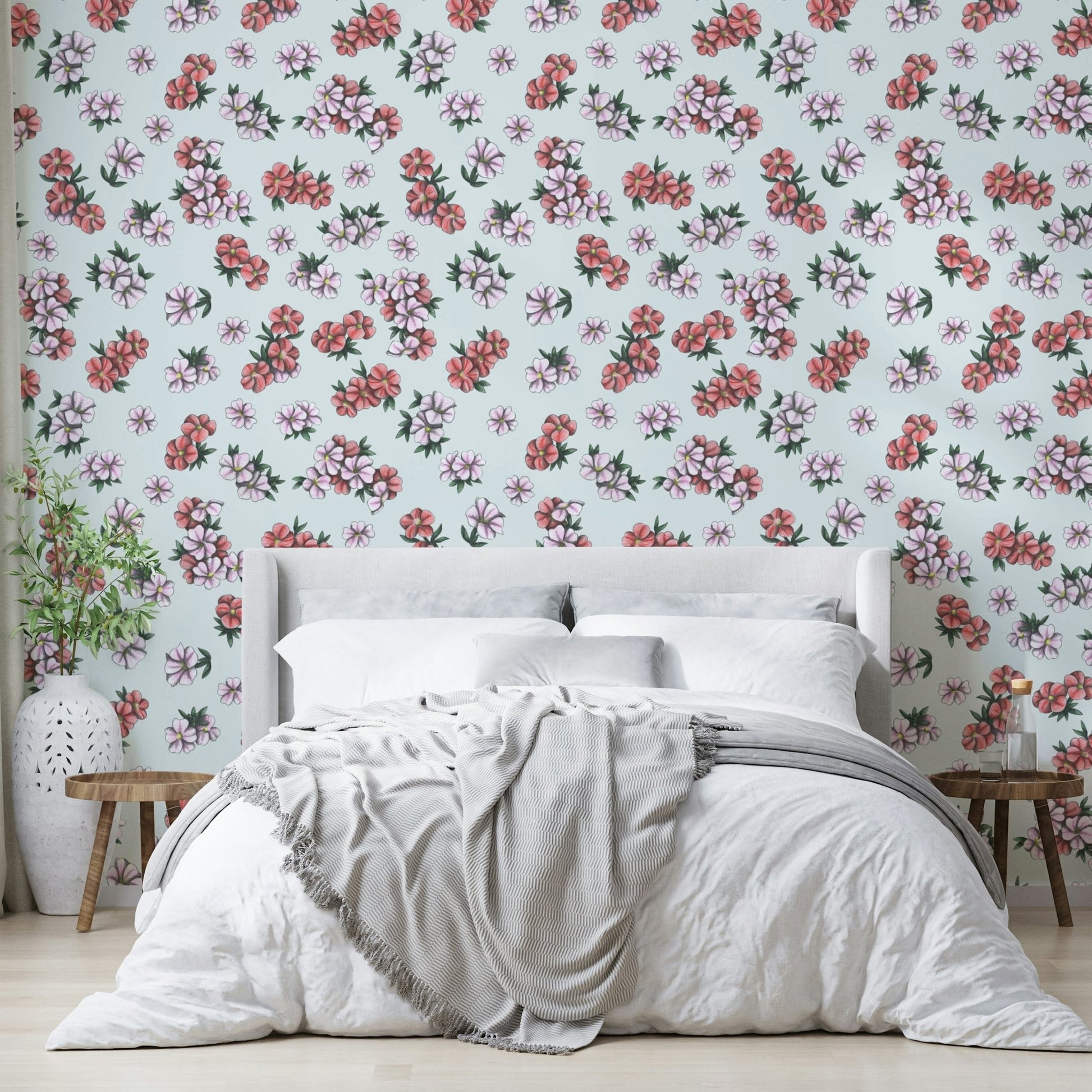 Soft pink and red flower pattern wallpaper

