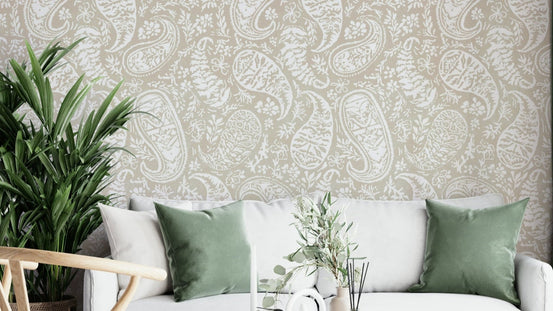 Refined paisley pattern.


