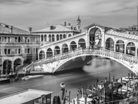 Venetian Bridge Serenity wallpaper mural shown as a full-wall scene of the Rialto Bridge and gondolas on the Grand Canal