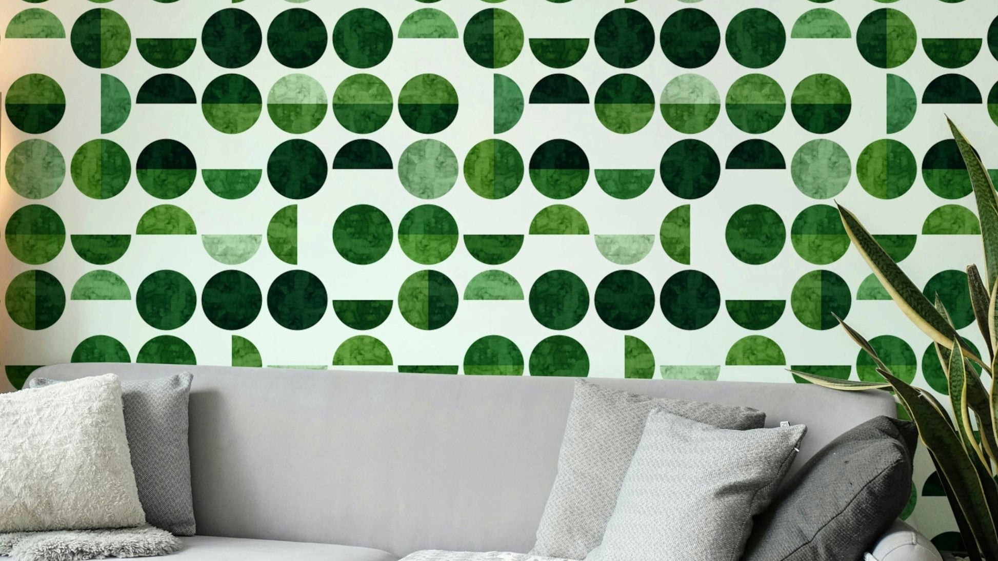 A wallpaper with a botanical pattern.

