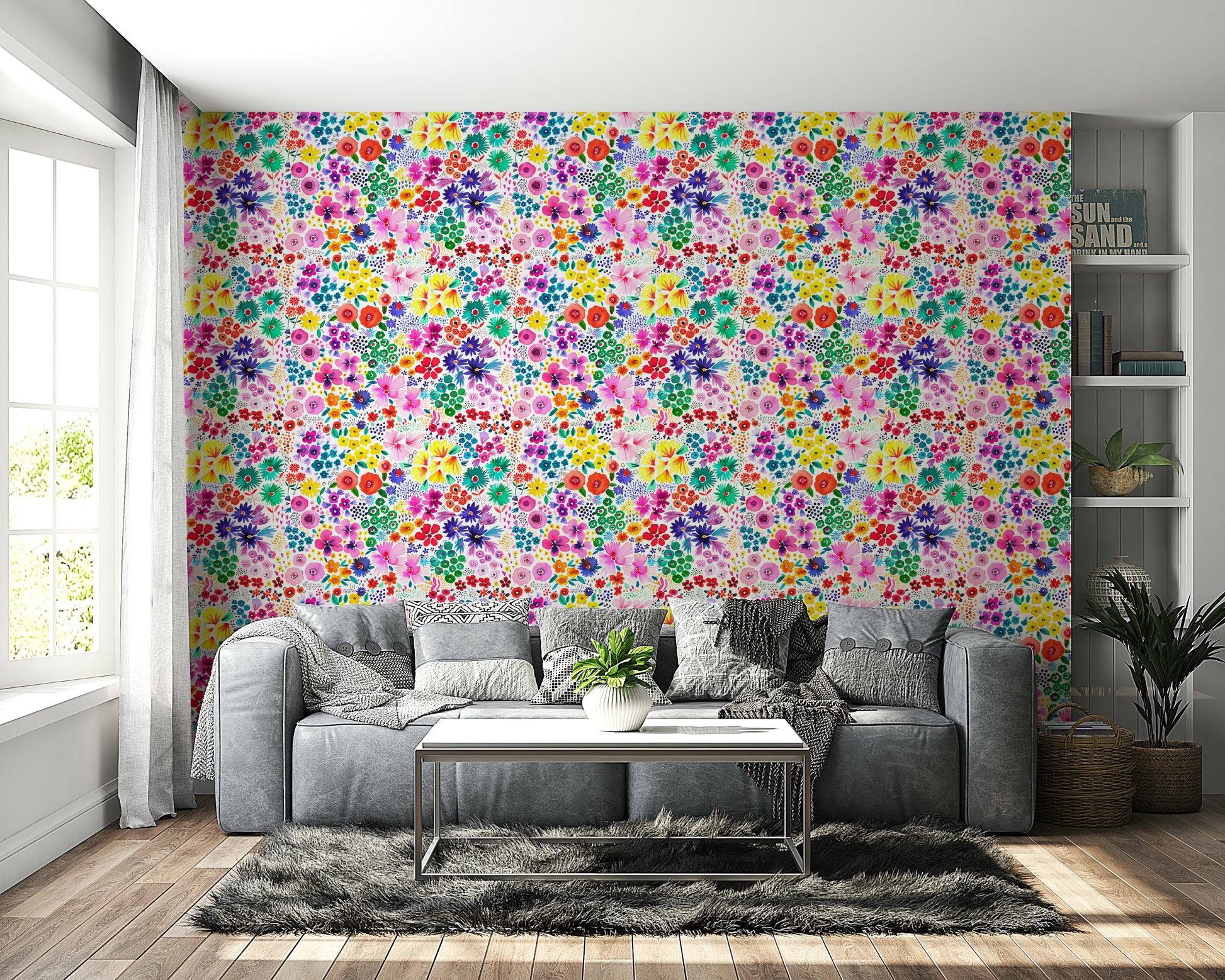 Artful small blooms on antique-inspired wallpaper


