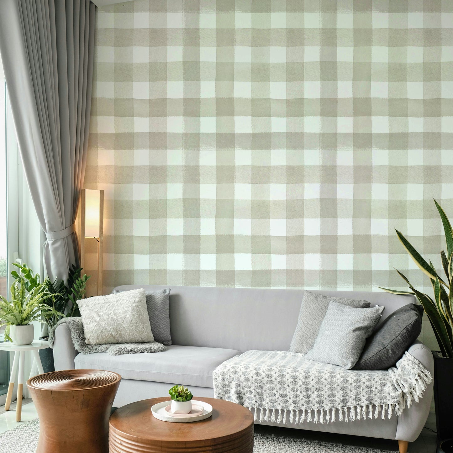 Hand-painted beige gingham wallpaper with a relaxed look.

