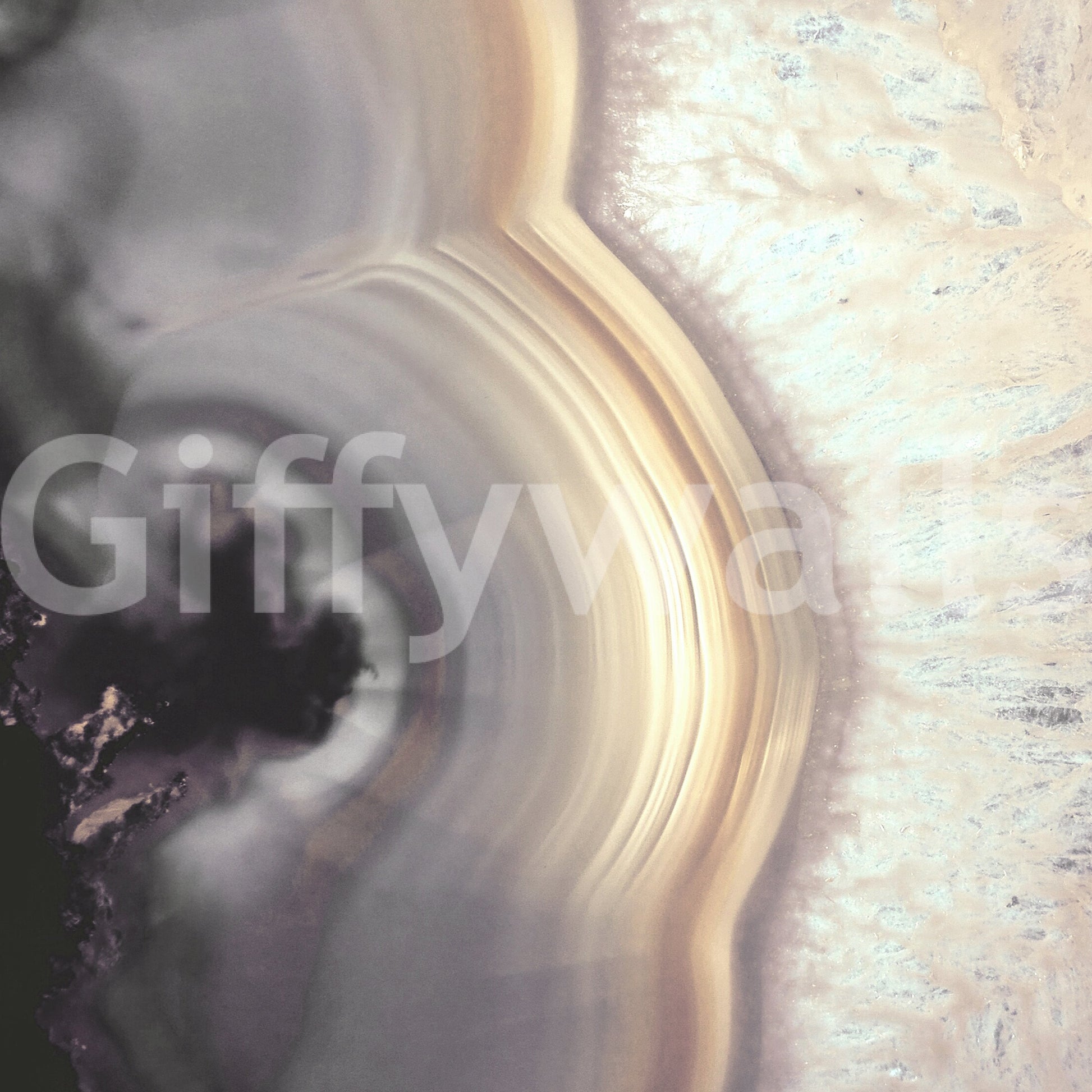 Smooth layered agate design

