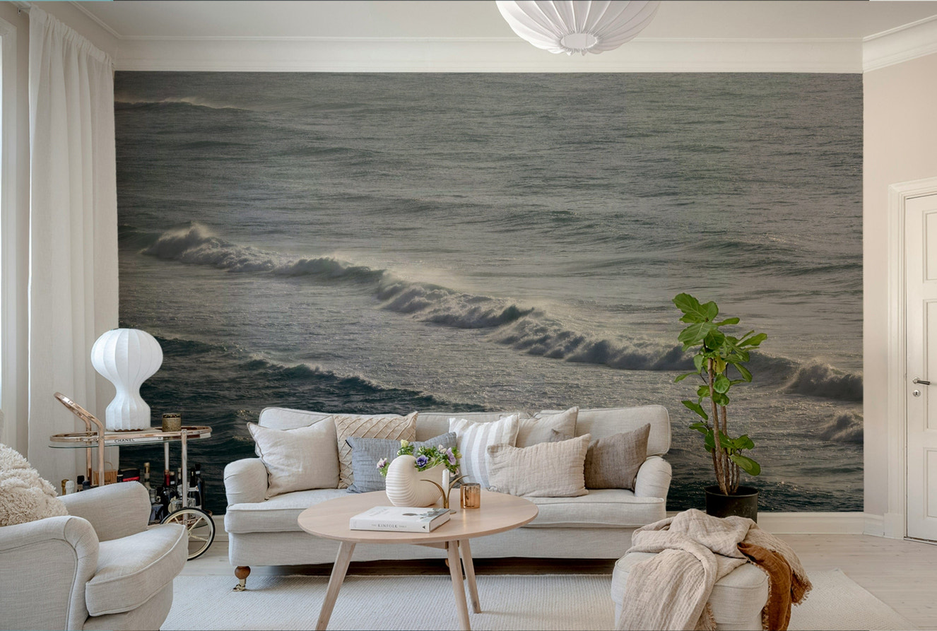 A close-up of the detailed texture in the wave design.

